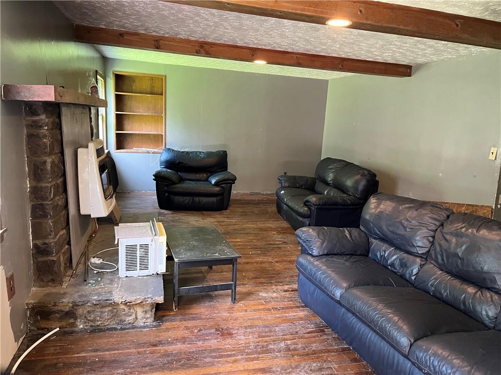 319 Martin Road Markleysburg, PA 15459 - Photo 3 of 26 Gallery Image 3