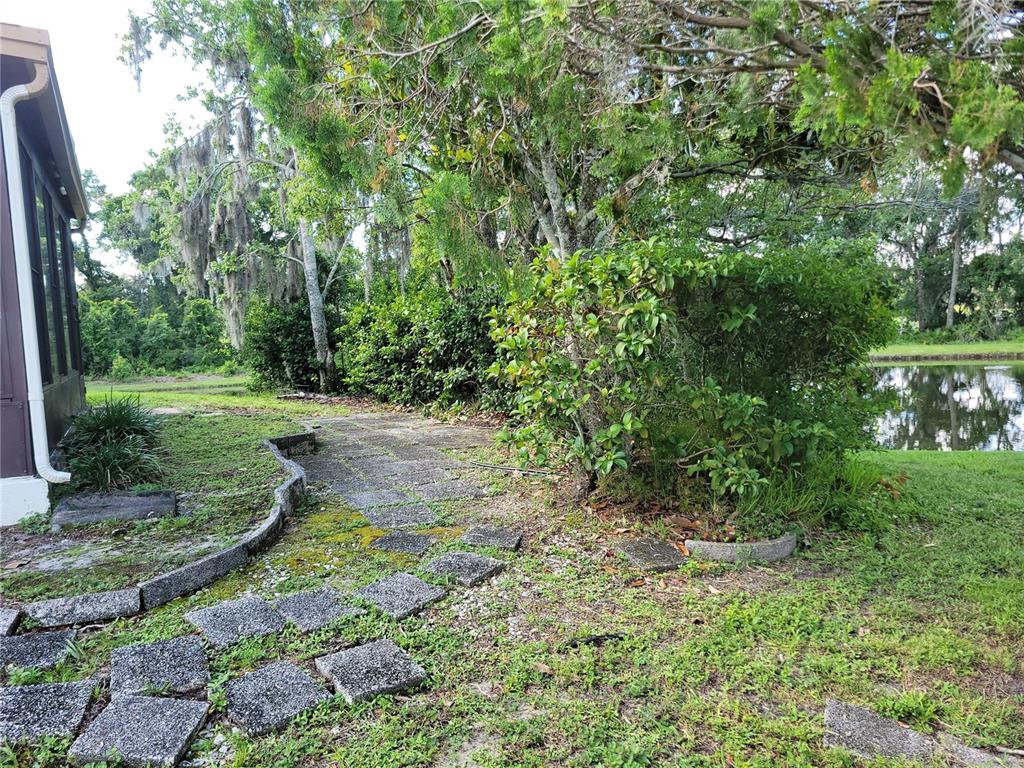 9110 Via Recreo New Port Richey, FL 34655 - Photo 22 of 32