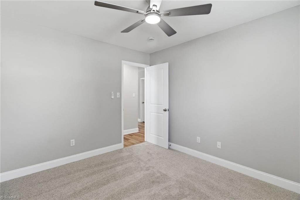 1153 Hawick Drive High Point, NC 27262 - Photo 20 of 35