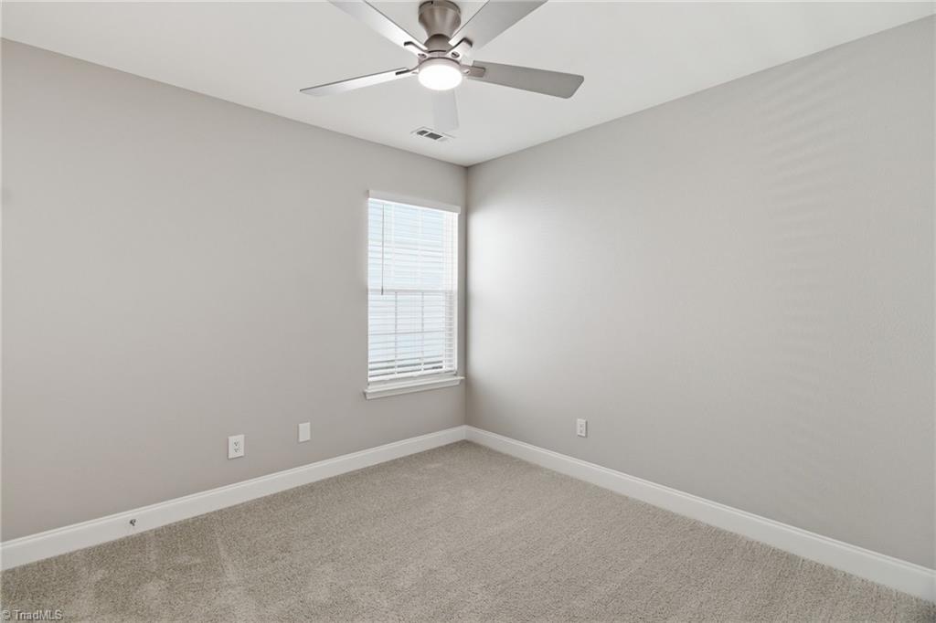1153 Hawick Drive High Point, NC 27262 - Photo 22 of 35