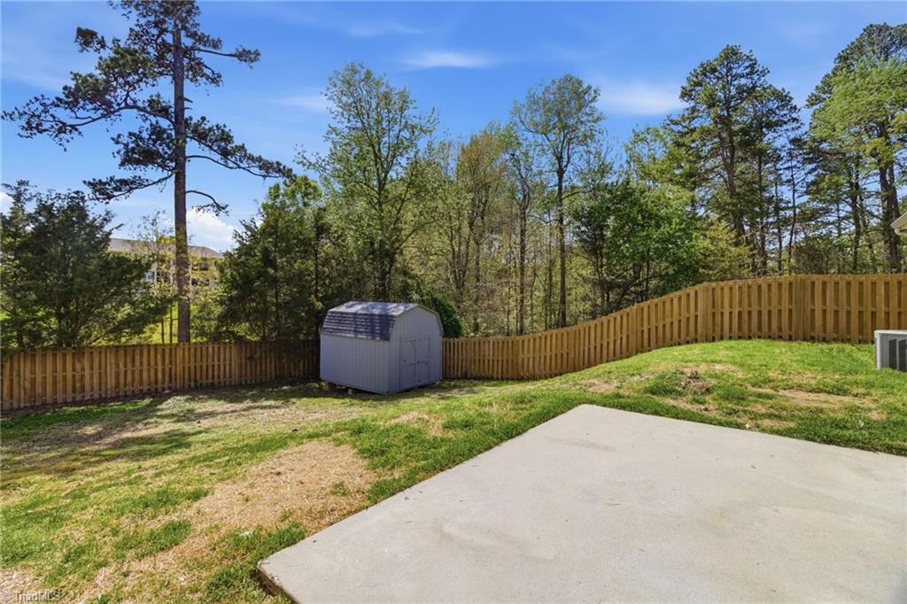 1153 Hawick Drive High Point, NC 27262 - Photo 26 of 35