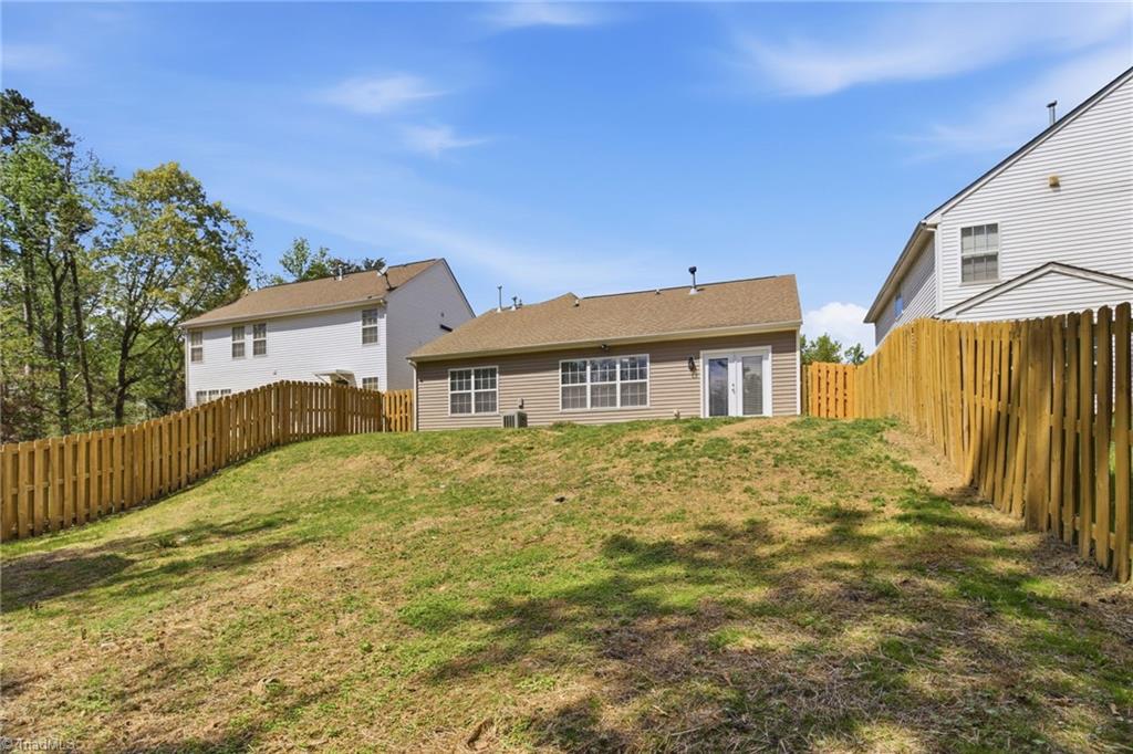 1153 Hawick Drive High Point, NC 27262 - Photo 28 of 35