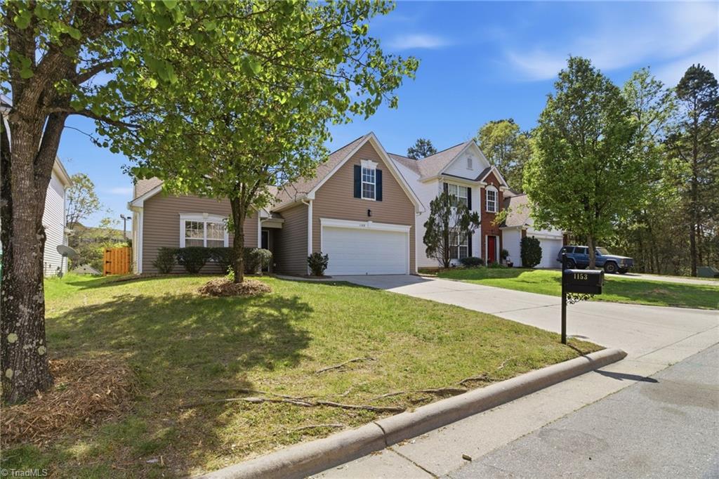 1153 Hawick Drive High Point, NC 27262 - Photo 3 of 35