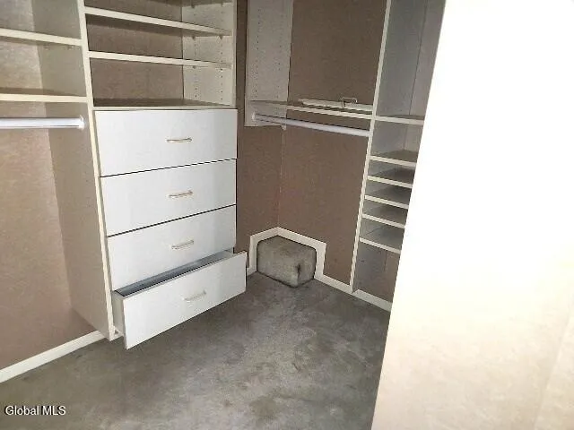 $369,900 | 15 White Birch Court, Rotterdam, NY 12306