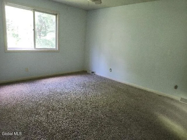 $369,900 | 15 White Birch Court, Rotterdam, NY 12306