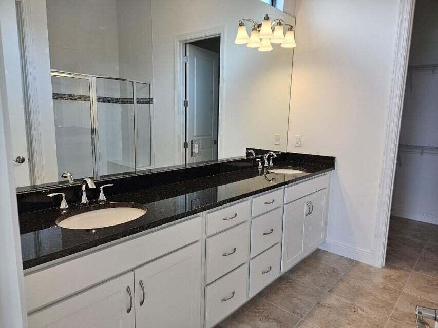 12130 Fortezza Way Port St. Lucie, FL 34987 - Photo 11 of 20 MasterBath