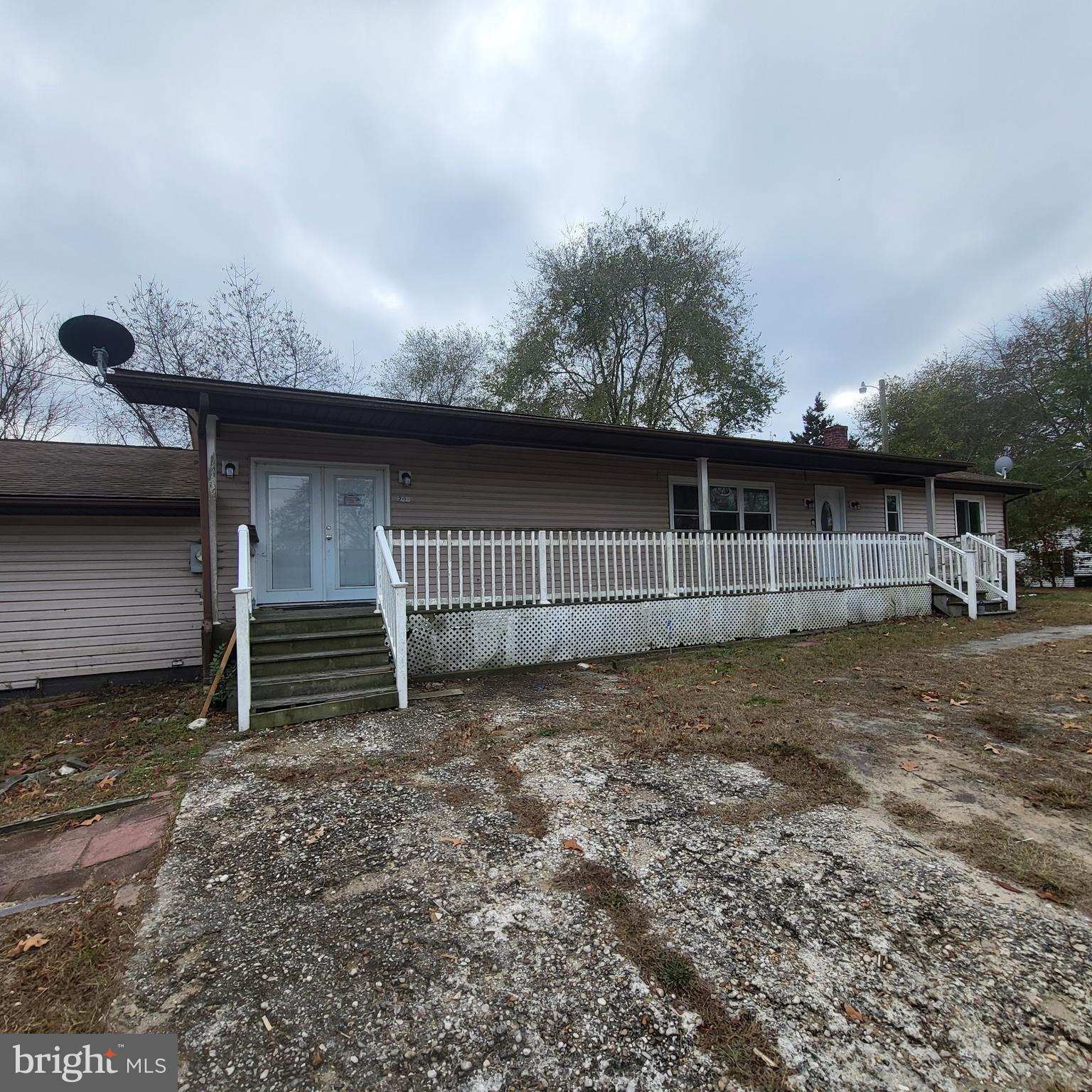 209 East 3rd Street Blades, DE 19973 - Photo 4 of 25