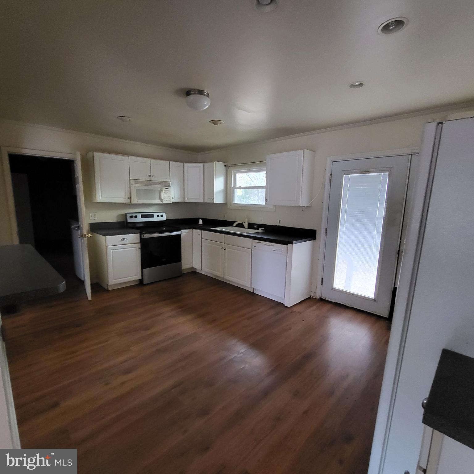 209 East 3rd Street Blades, DE 19973 - Photo 10 of 25