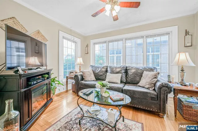 $929,000 | 18 Lincoln Avenue, Cliffside Park, NJ 07010