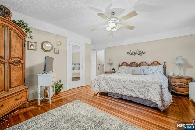 $929,000 | 18 Lincoln Avenue, Cliffside Park, NJ 07010