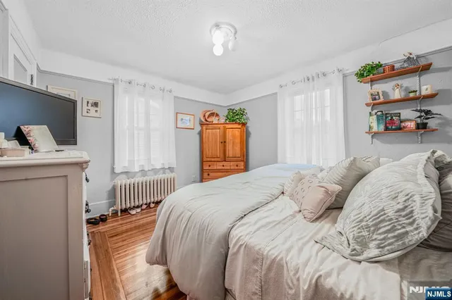 $929,000 | 18 Lincoln Avenue, Cliffside Park, NJ 07010