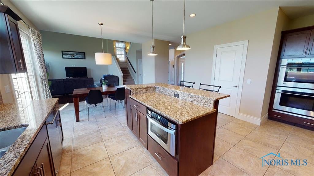 25427 Seminary Road Perrysburg, OH 43551 - Photo 13 of 47 Gallery Image 13