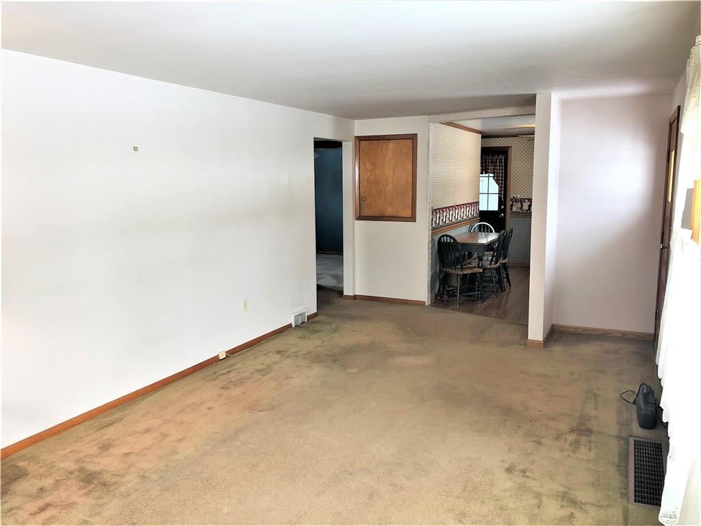 1115 Shenango Road Beaver Falls, PA 15010 - Photo 3 of 25 Gallery Image 3