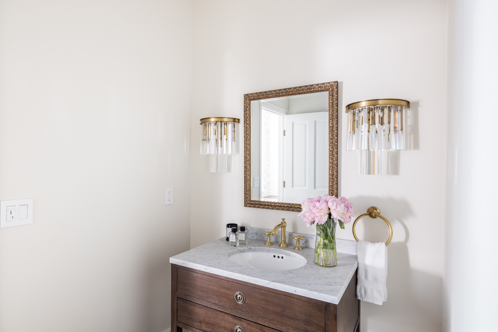222 2 Holes Water Road East Hampton, NY 11937 - Photo 21 of 32 a bathroom with a sink and a mirror