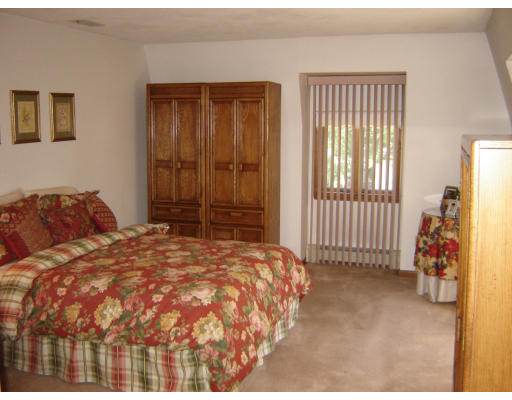 22 Bluejay Road Lynnfield, MA 01940 - Photo 14 of 22 Gallery Image 14
