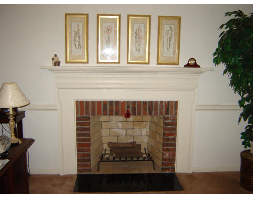 22 Bluejay Road Lynnfield, MA 01940 - Photo 8 of 22 Gallery Image 8