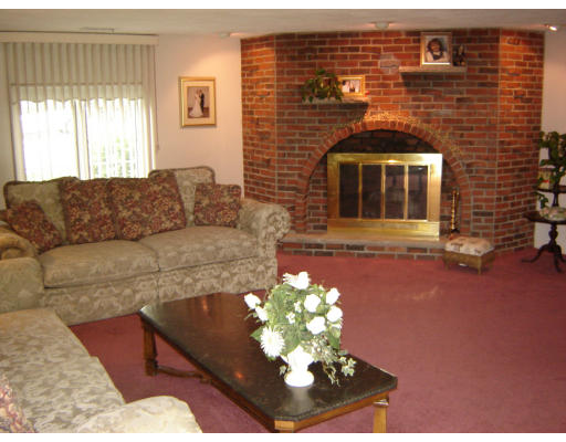 22 Bluejay Road Lynnfield, MA 01940 - Photo 10 of 22 Gallery Image 10
