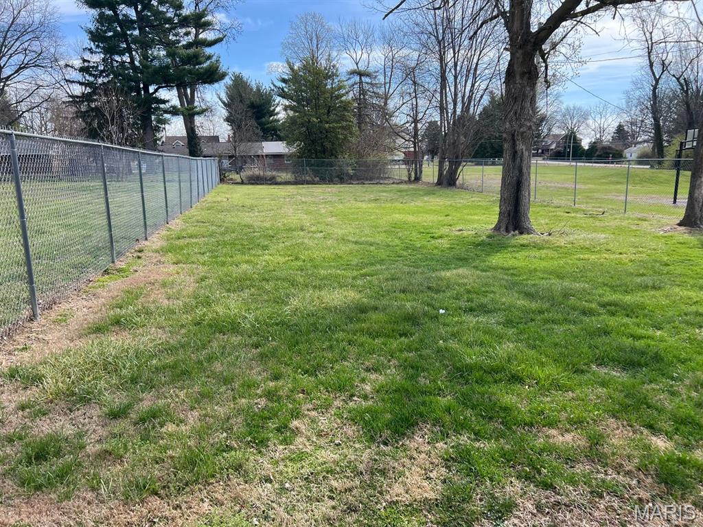 2820 Ashby Road St. Louis, MO 63114 - Photo 12 of 13