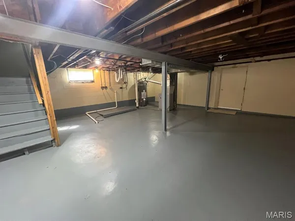 $1,395 | 2820 Ashby Road, St. Louis, MO 63114