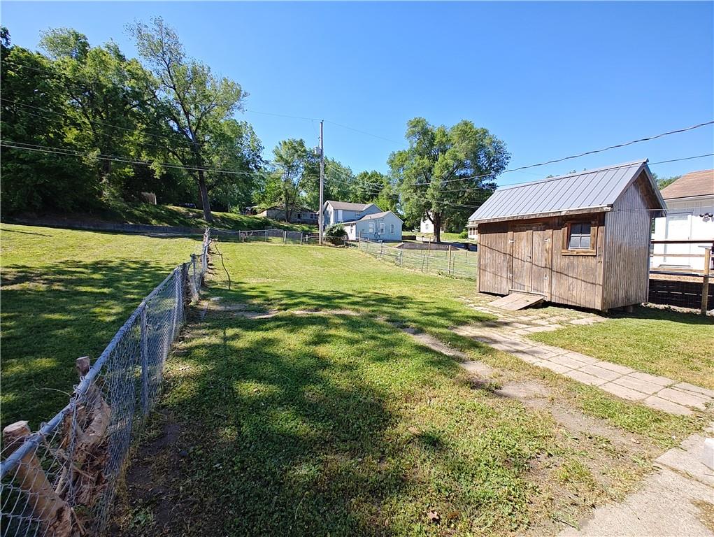 1410 Pacific Street Atchison, KS 66002 - Photo 13 of 14
