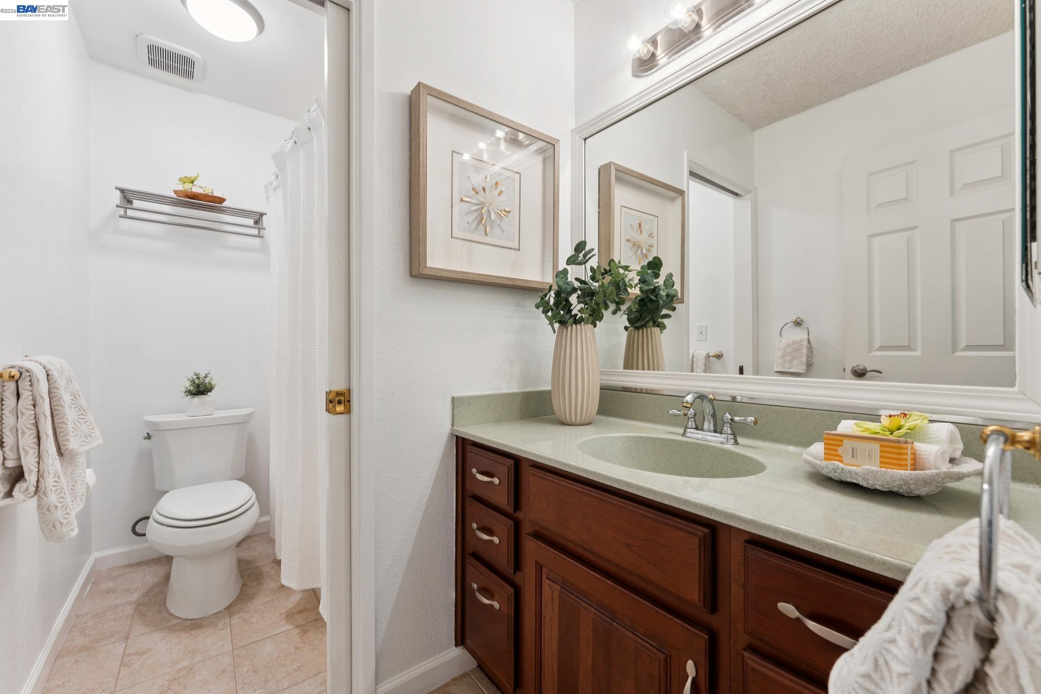 26 Raintree Court, Unit 30 Hayward, CA 94544 - Photo 43 of 65
