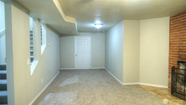 $3,500 | 6605 South 127th Place, Seattle, WA 98178