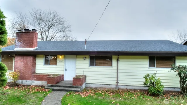 $3,500 | 6605 South 127th Place, Seattle, WA 98178