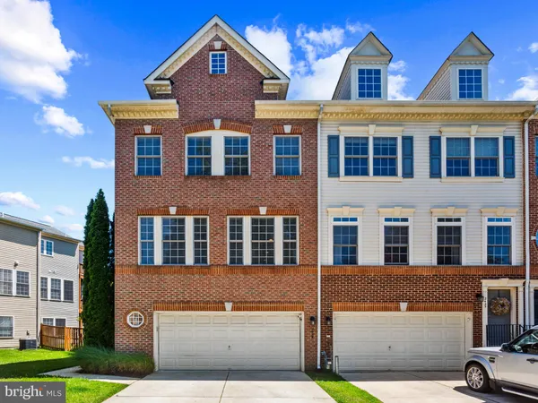 $569,000 | 2433 Ogden Square, Crofton, MD 21114