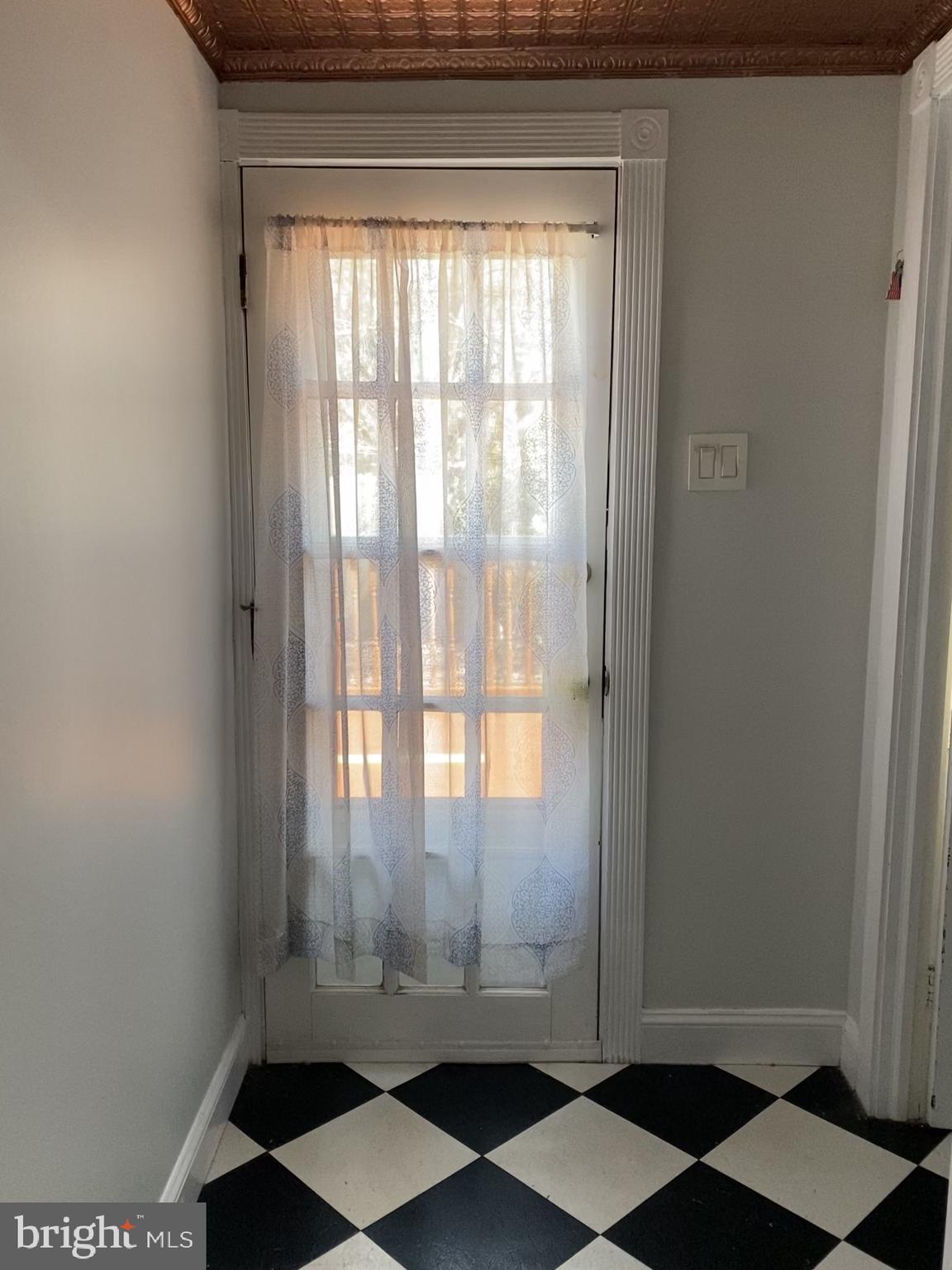 17 Walnut Street Haddonfield, NJ 08033 - Photo 21 of 21 Mud room