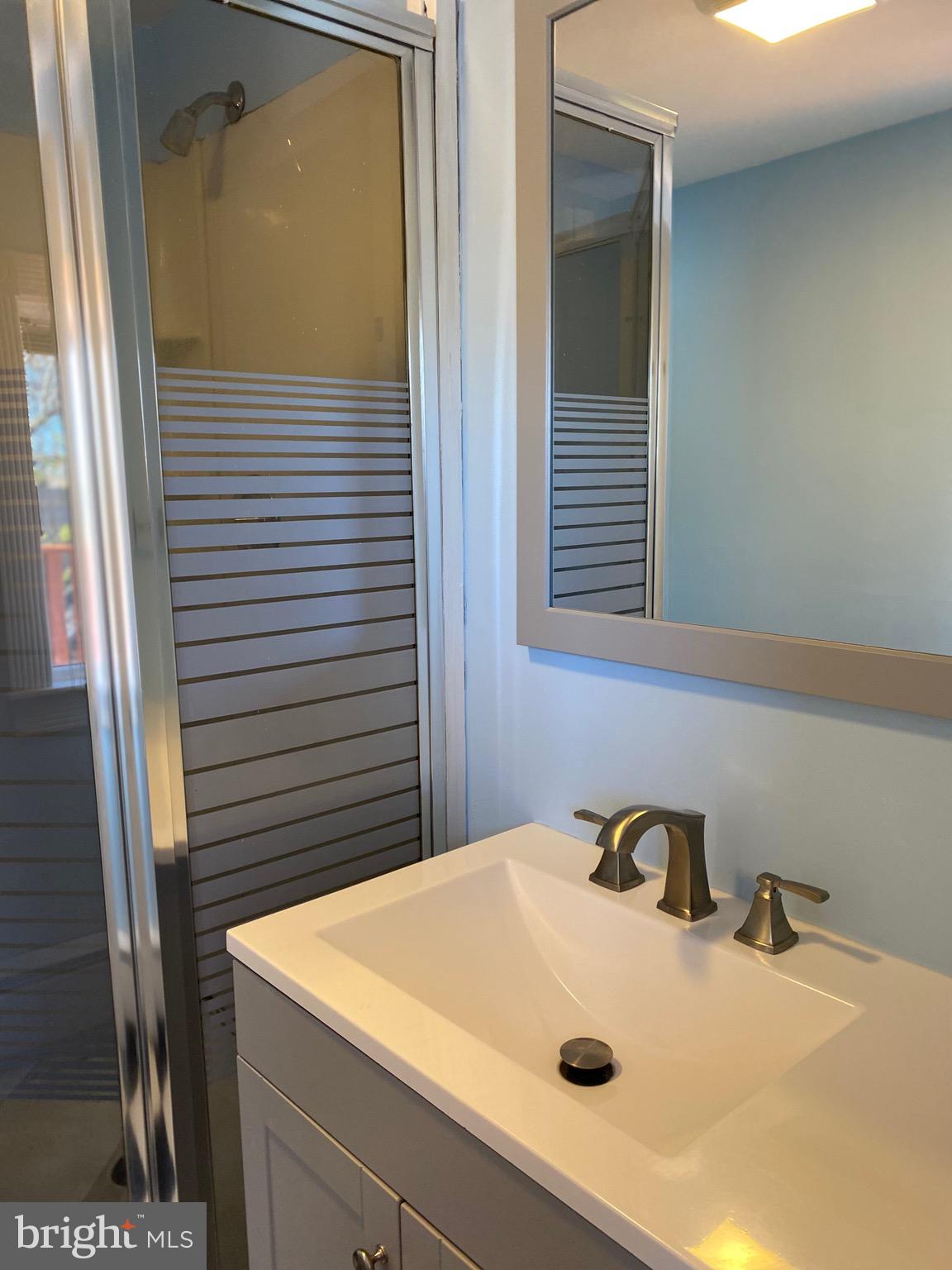 17 Walnut Street Haddonfield, NJ 08033 - Photo 10 of 21 first floor full bath