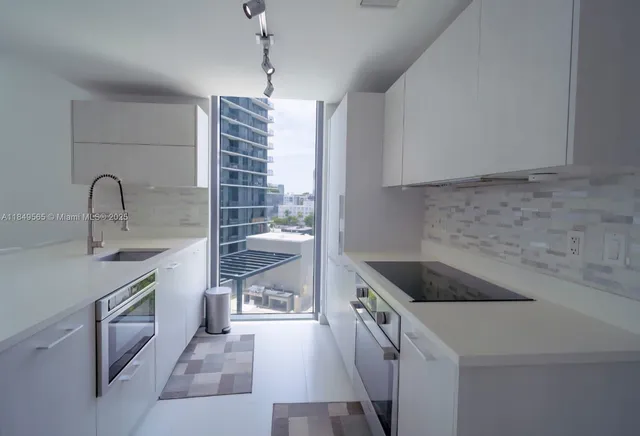 $671,900 | 501 Northeast 31st Street, Unit 608, Miami, FL 33137