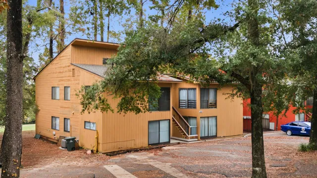 $160,000 | 2885 Par Lane, Unit A, Tallahassee, FL 32301