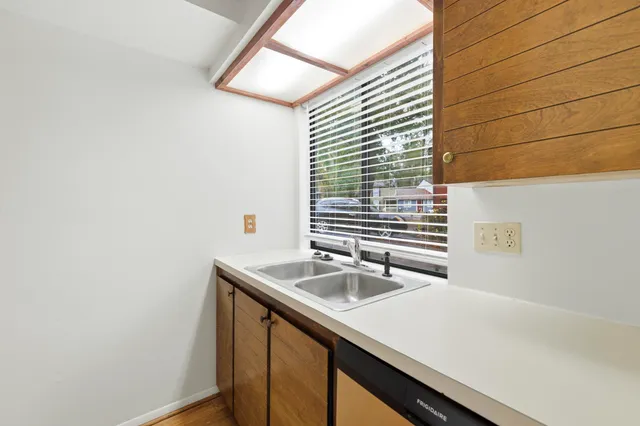 $160,000 | 2885 Par Lane, Unit A, Tallahassee, FL 32301