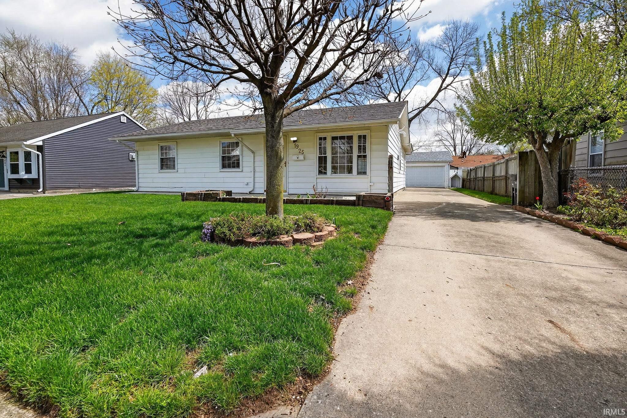 1925 Whitcomb Avenue Lafayette, IN 47904 - Photo 1 of 31