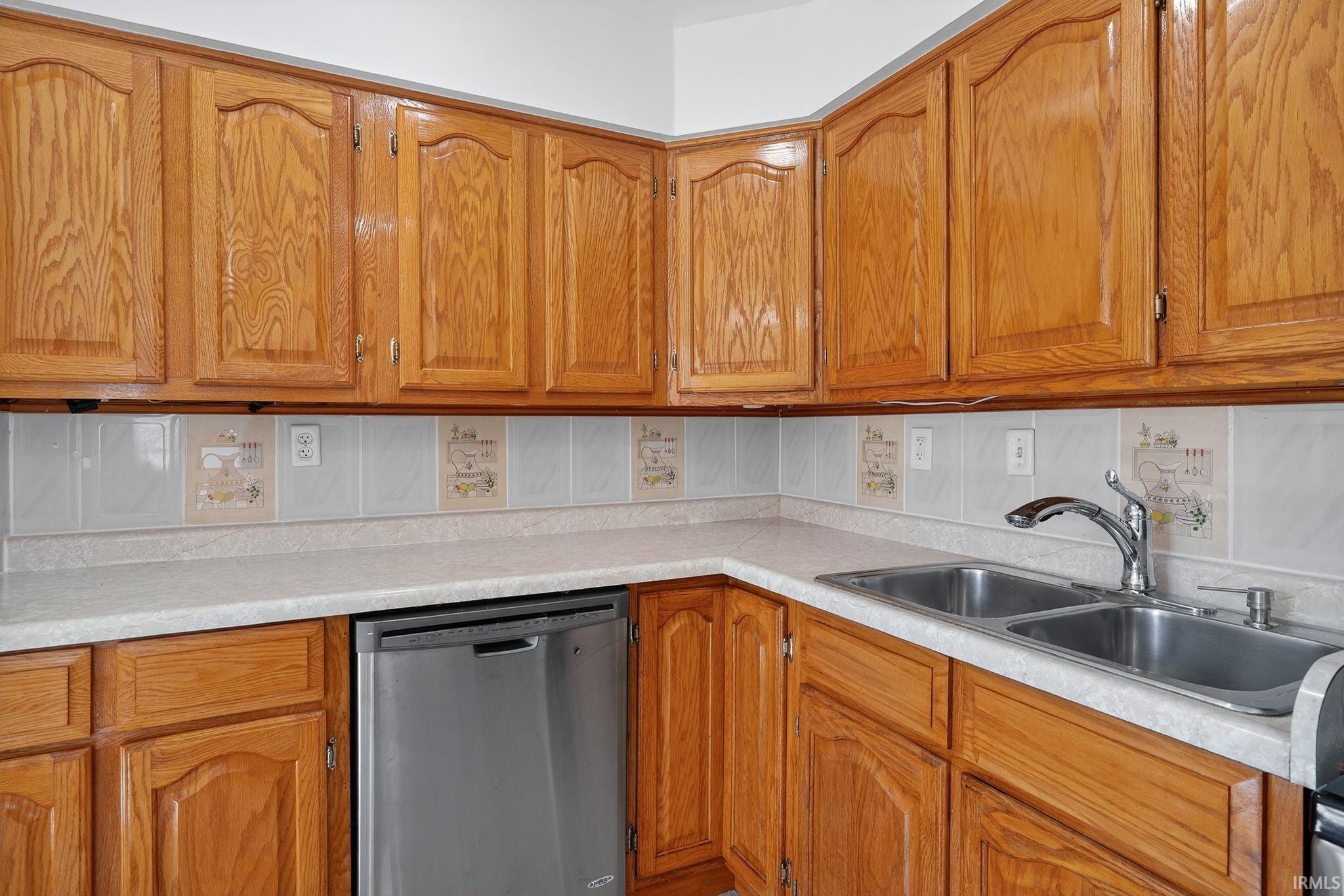 1925 Whitcomb Avenue Lafayette, IN 47904 - Photo 11 of 31