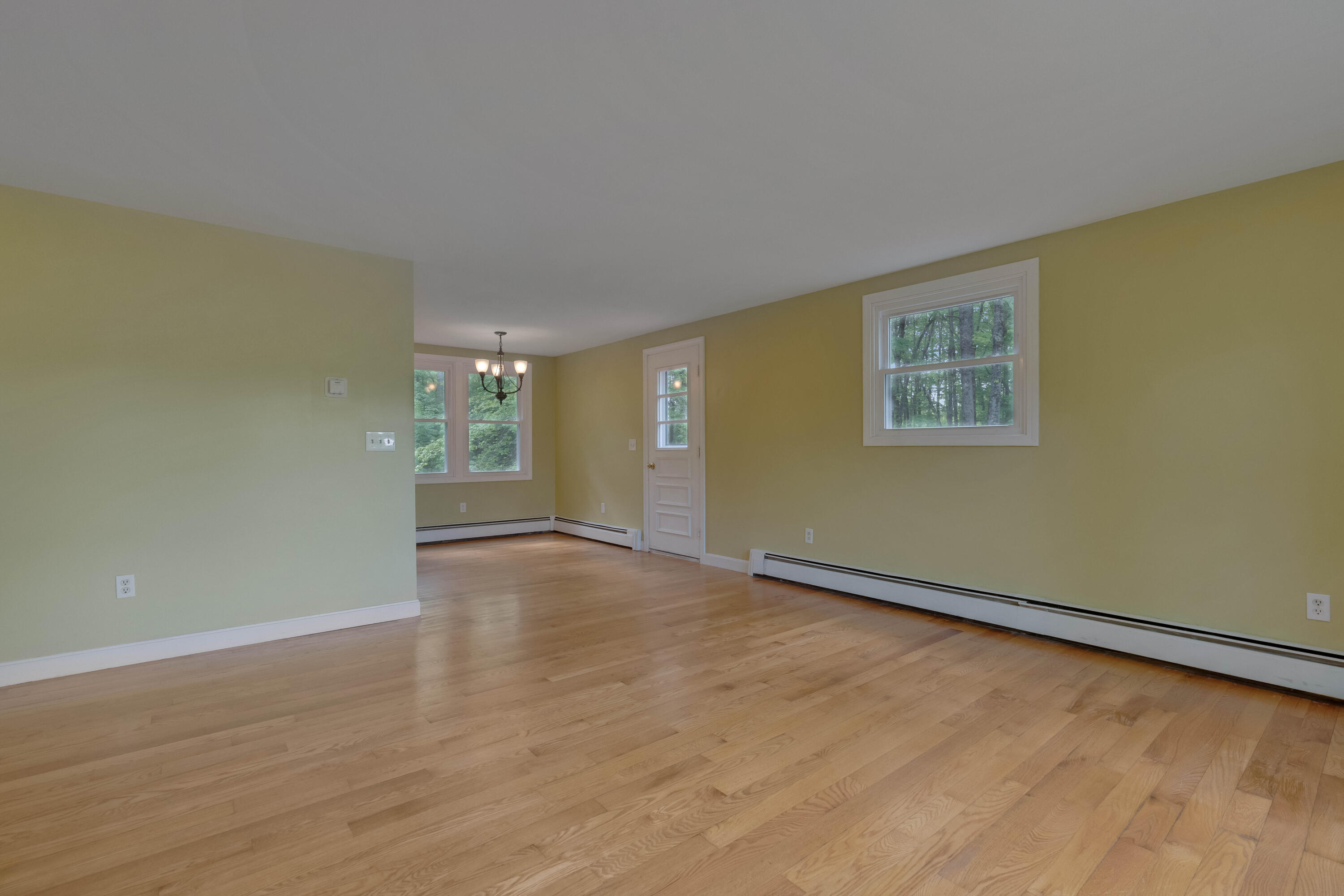 37 Shaws Mill Road Gorham, ME 04038 - Photo 15 of 29 Livingroom