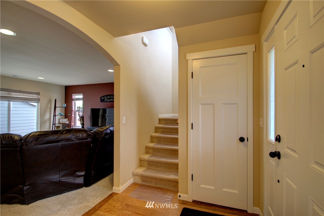 917 Panorama Ridge Mount Vernon, WA 98273 - Photo 2 of 25 Gallery Image 2