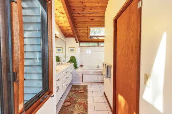 $1,800,000 | 118 LaChance Drive, Rindge, NH 03461
