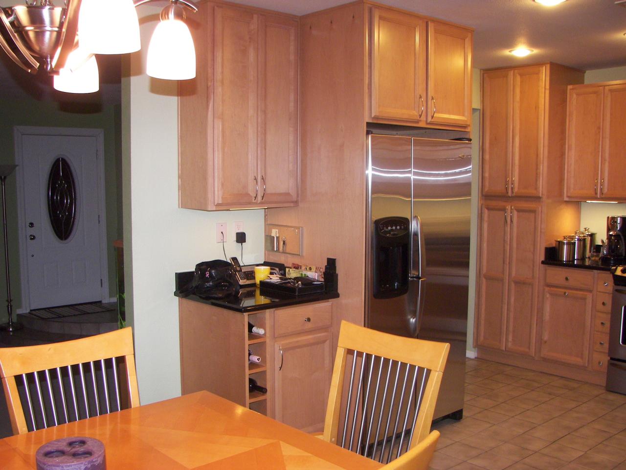 4827 East Coronado Road Phoenix, AZ 85008 - Photo 4 of 10 Updated Kitchen