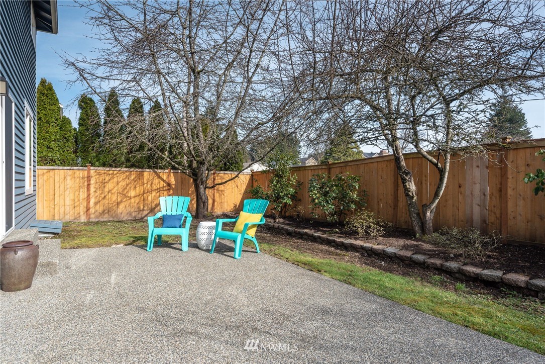 950 Anacortes Avenue Northeast Renton, WA 98059 - Photo 27 of 29