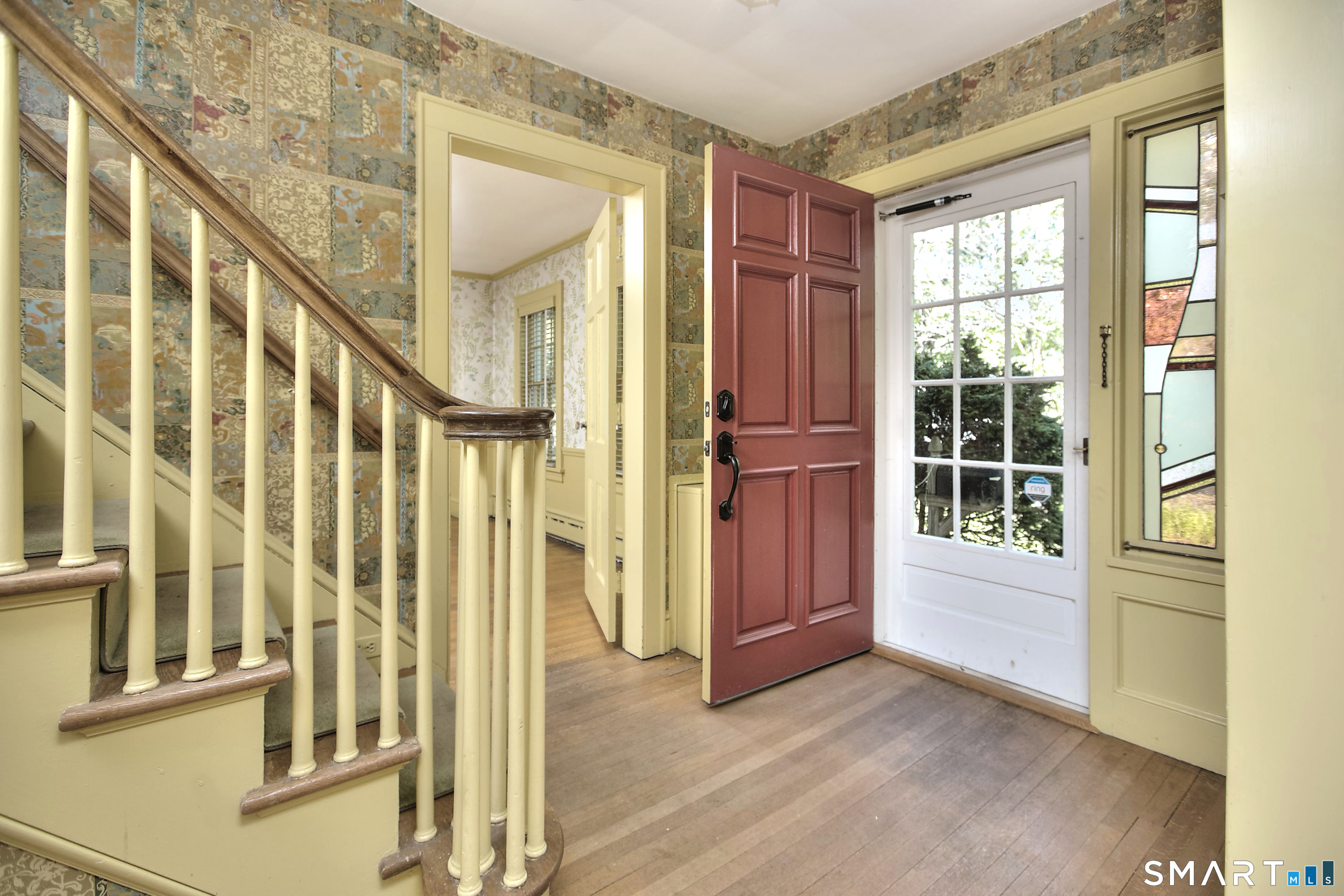 533 North Benson Road Fairfield, CT 06824 - Photo 10 of 40