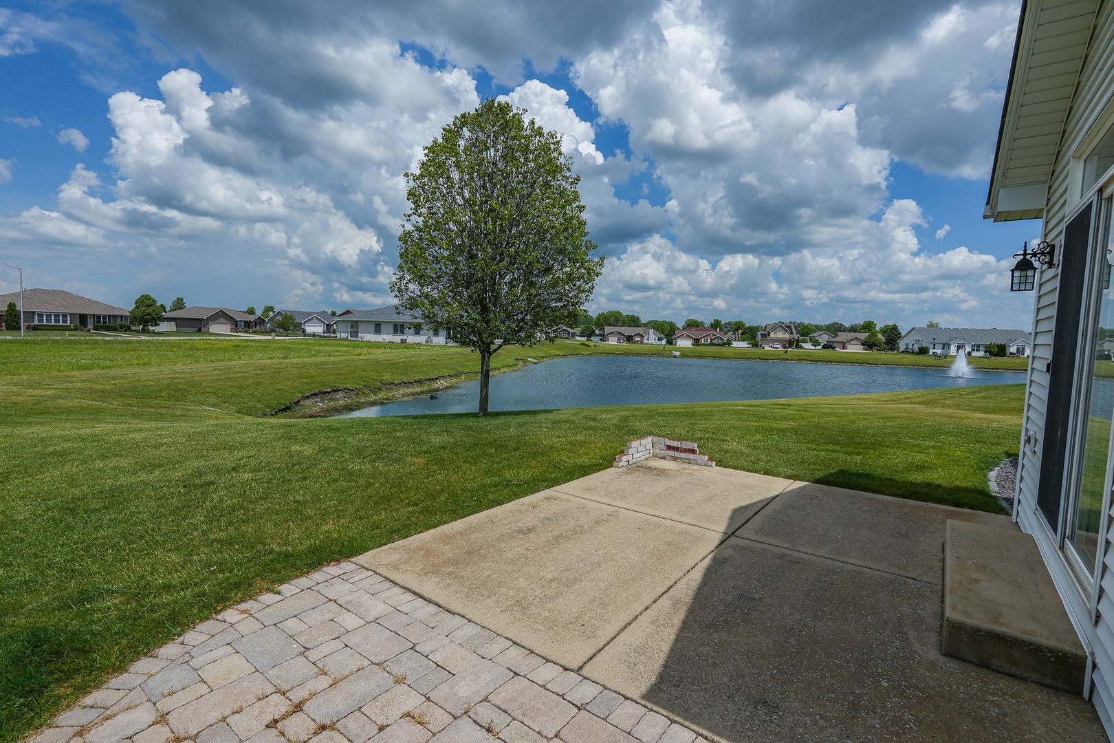 343 White Hawk Way Manteno, IL 60950 - Photo 3 of 4 an aerial view of a house with big yard