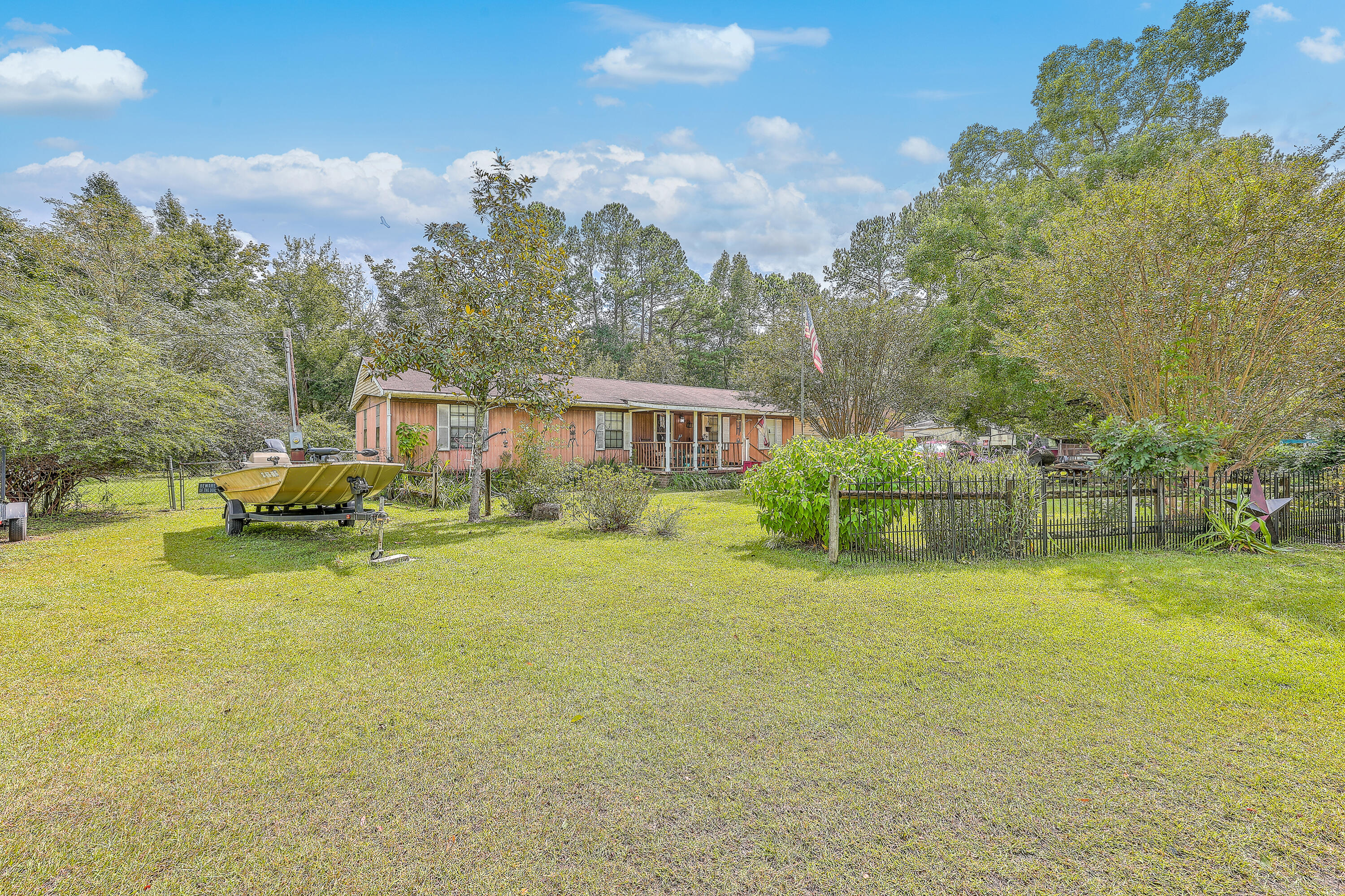 319 Disabled Lane Moncks Corner, SC 29461 - Photo 13 of 53 ZYN_9527_28_29_30_31_32_33