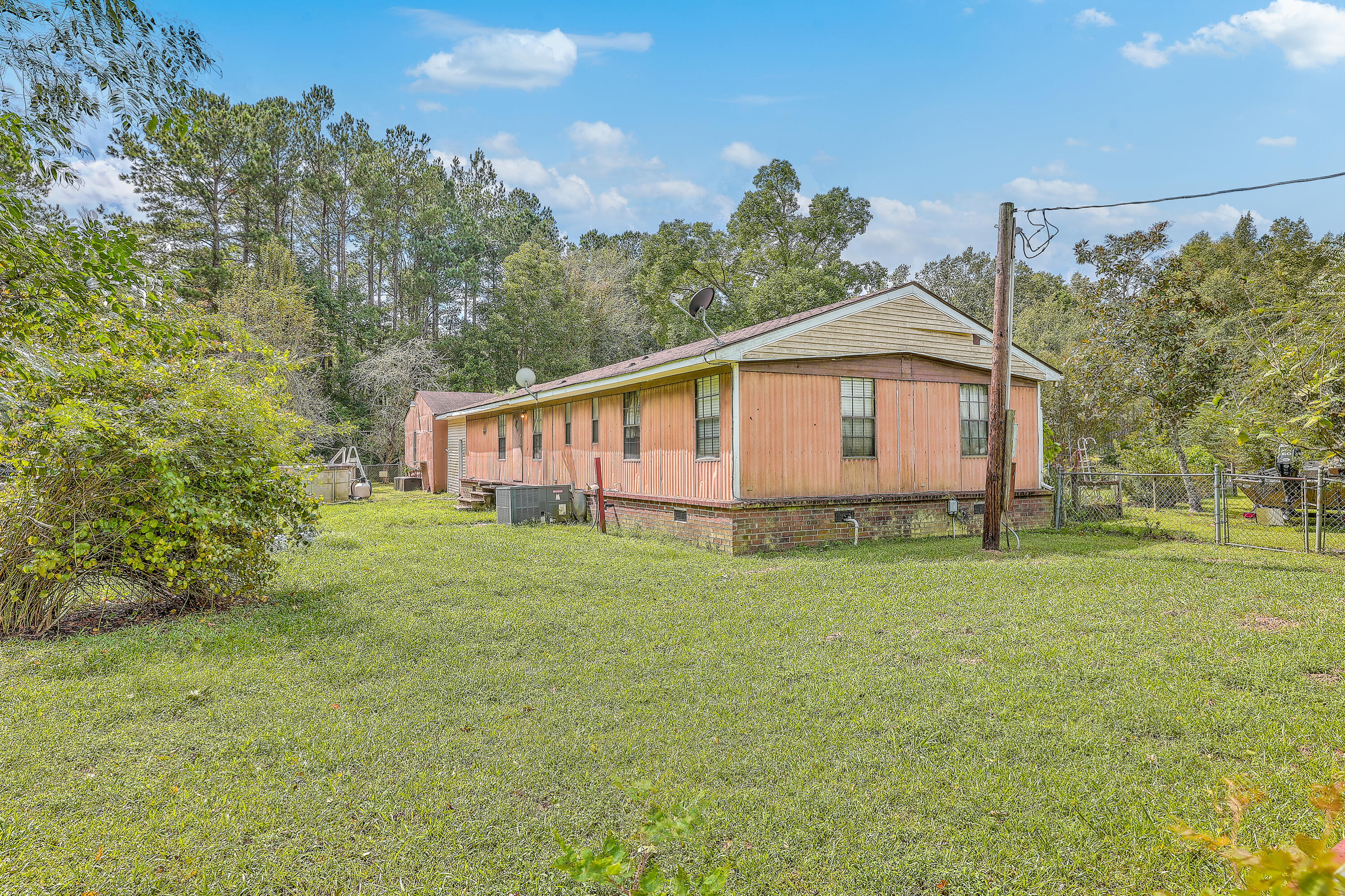 319 Disabled Lane Moncks Corner, SC 29461 - Photo 10 of 53 ZYN_9492_3_4_5_6_7_8