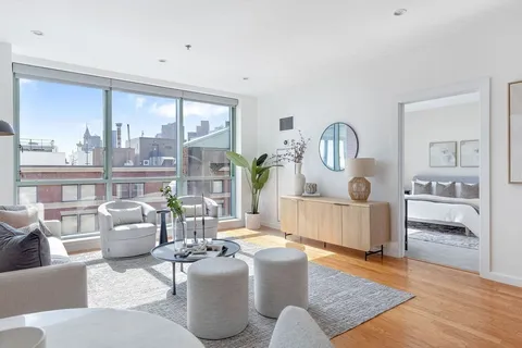 $1,025,000 | 234 Causeway Street, Unit 815, Boston, MA 02114