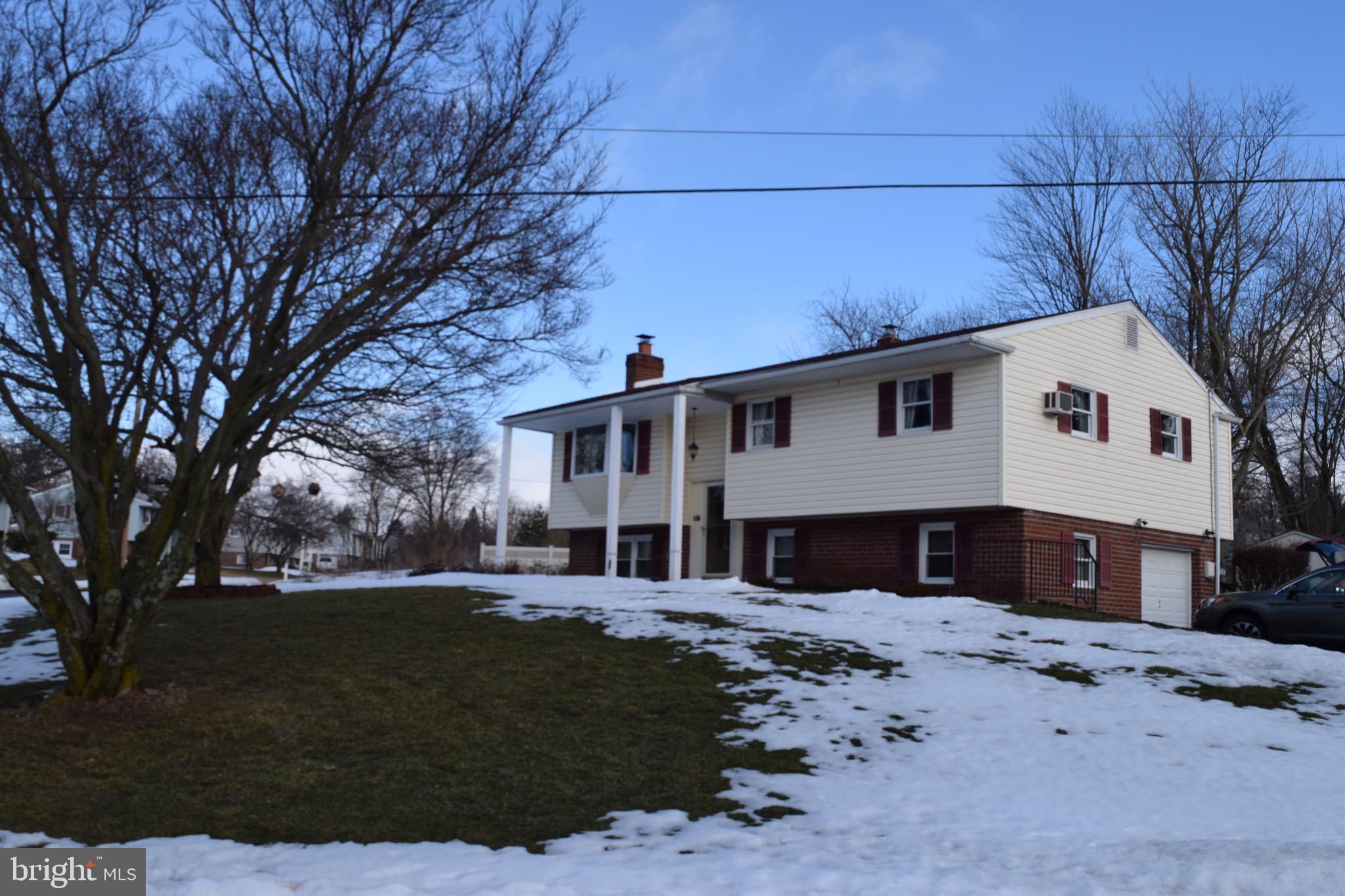 148 Blue Jay Road Chalfont, PA 18914 - Photo 1 of 28 Gallery Image 1