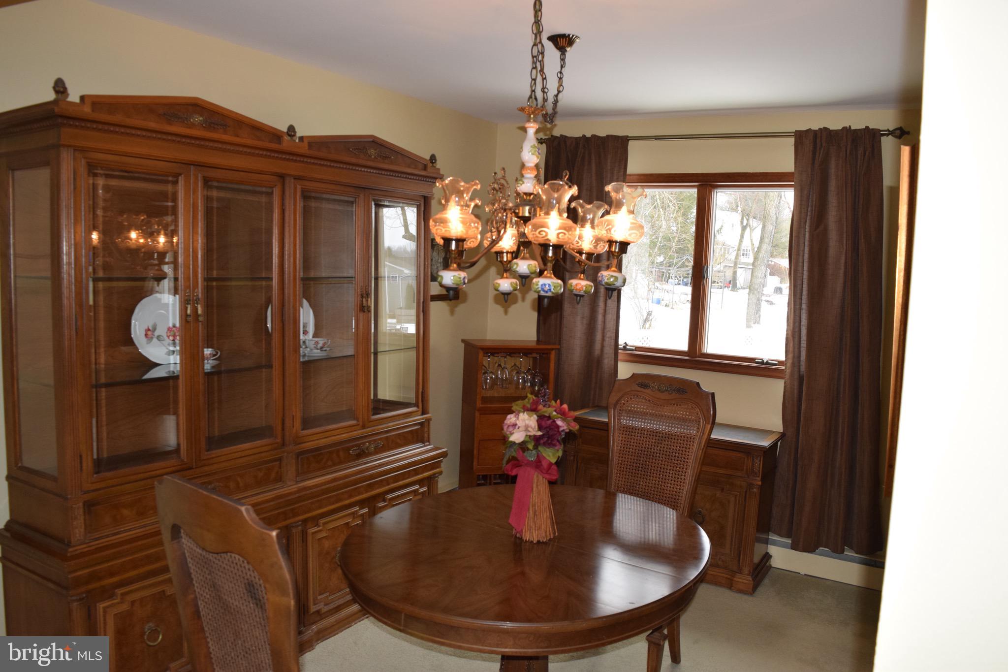 148 Blue Jay Road Chalfont, PA 18914 - Photo 6 of 28 Gallery Image 6