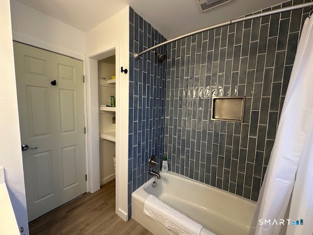 15 Oakwood Road East Lyme, CT 06357 - Photo 15 of 26