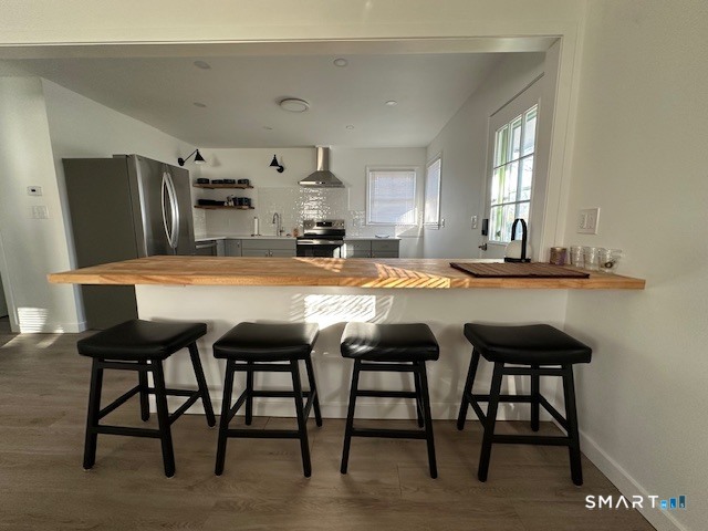 15 Oakwood Road East Lyme, CT 06357 - Photo 9 of 26