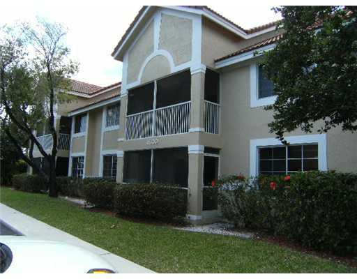 4630 West McNab Road, Unit B1 Pompano Beach, FL 33069 - Photo 1 of 4 Primary Photo